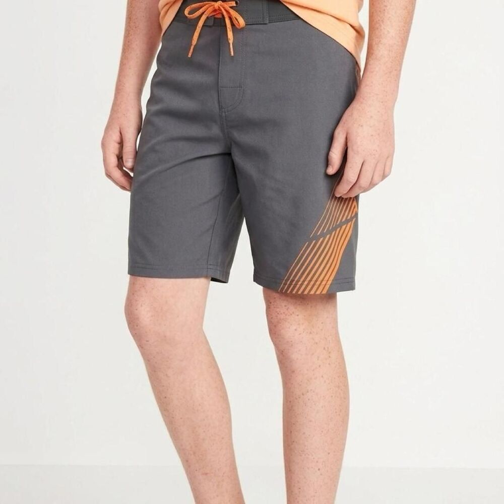 Under-armour Women's Grey and Orange Shorts